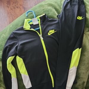 Nike Black and Lime Green Athletic Set